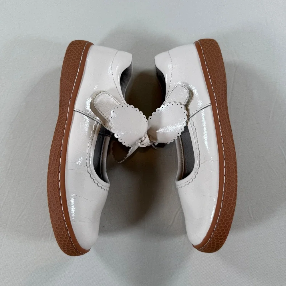Livie & Luca Girls Cream Patent Leather Mary Jane Bow Shoes Size 1 Youth